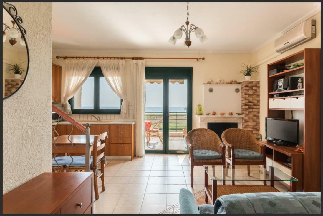 Oxana House Apartment Неа Мудания Екстериор снимка