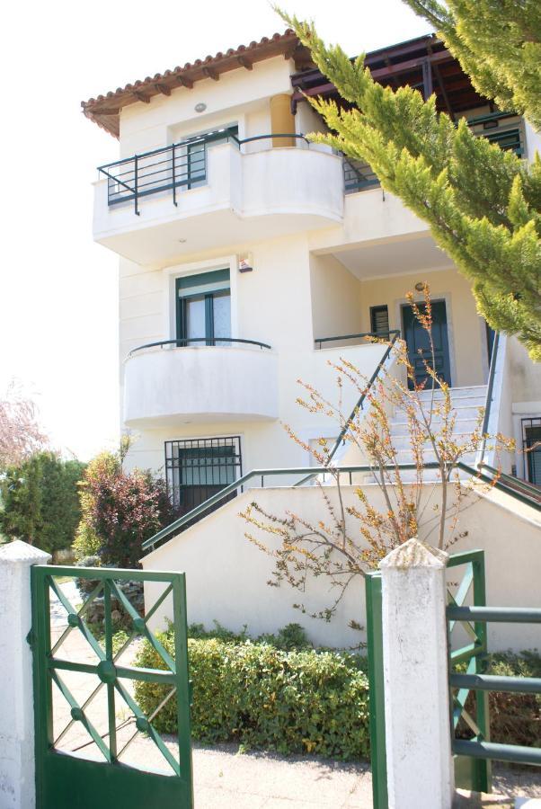 Oxana House Apartment Неа Мудания Екстериор снимка